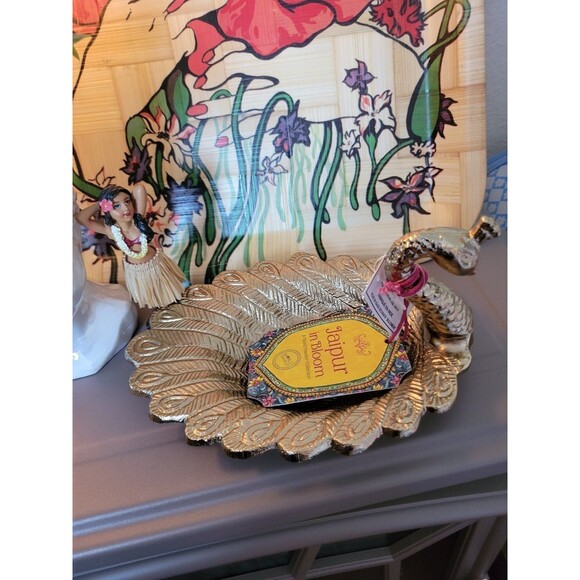 Gold Peacock Jewelry/Soap Dish - Picture 4 of 10